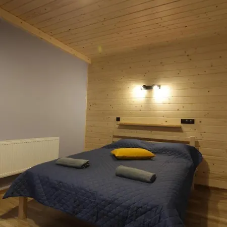 буковеньки гостинний дім та בית הארחה 3*