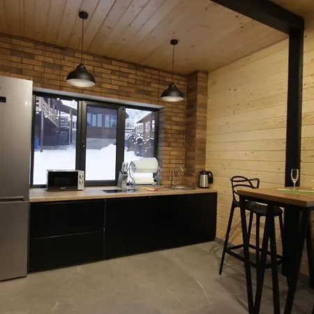 буковеньки гостинний дім та 3*