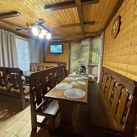 招待所 буковеньки гостинний дім та 3*