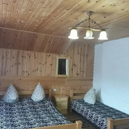 буковеньки гостинний дім та בית הארחה בוקובל