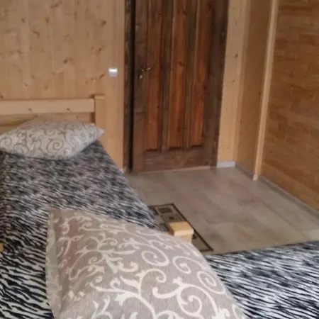 буковеньки гостинний дім та בית הארחה