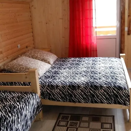 буковеньки гостинний дім та 3*