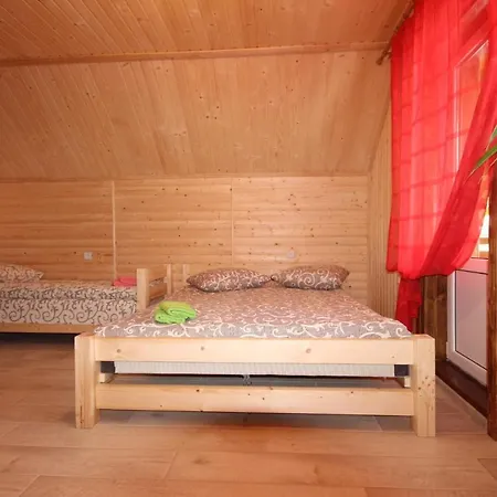 буковеньки гостинний дім та בוקובל