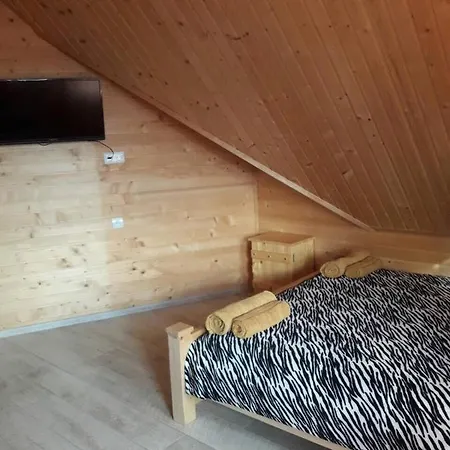 буковеньки гостинний дім та 3*