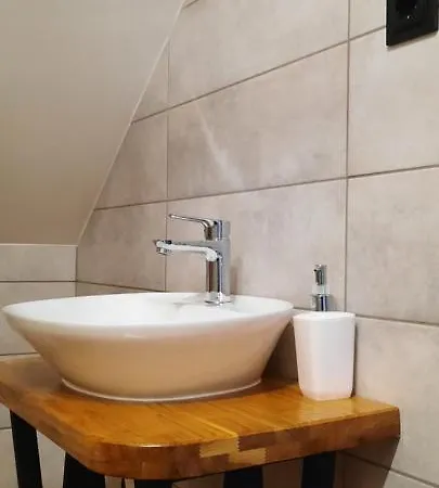 буковеньки гостинний дім та Bukovel