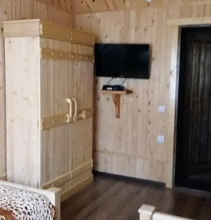 буковеньки гостинний дім та Affittacamere Bukovel