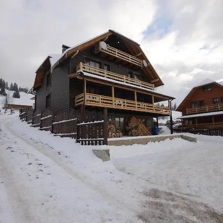 буковеньки гостинний дім та 3*