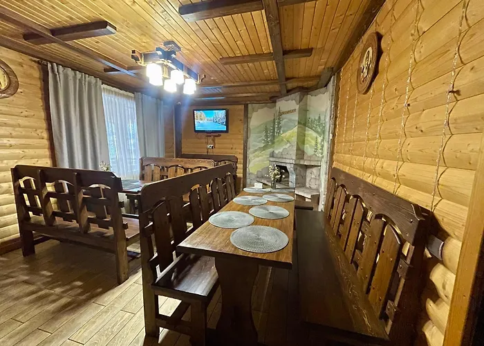 Pensión буковеньки гостинний дім та 3*